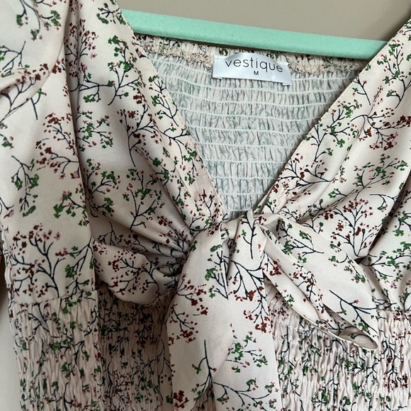 Tie front top - Picture 2 of 3